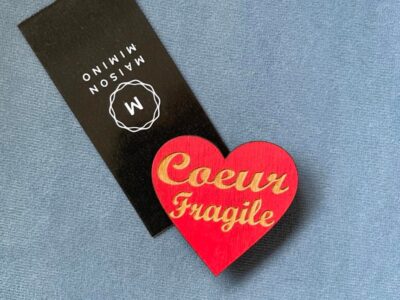 Brosa din lemn Coeur Fragile